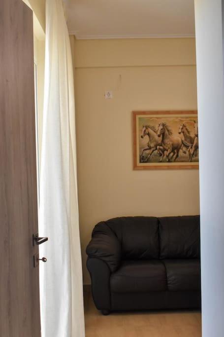Apartment In Peania Paianía Zewnętrze zdjęcie